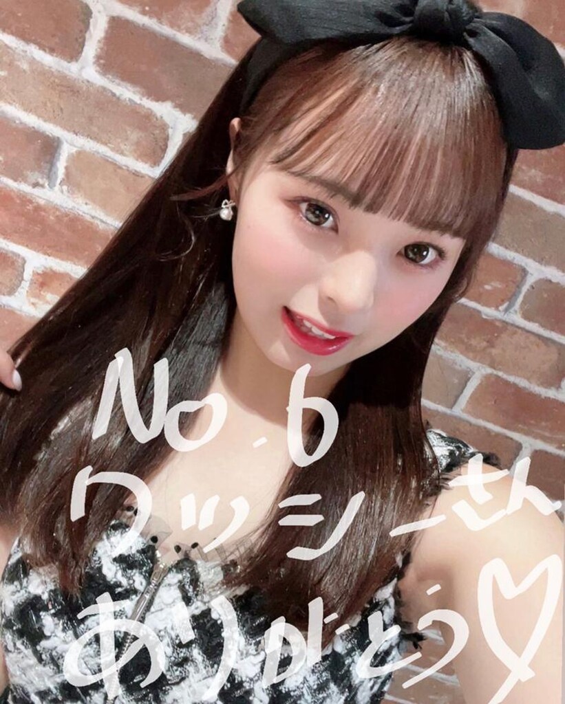 りおるーむ🐮🖤｜SHOWROOM(ショールーム)