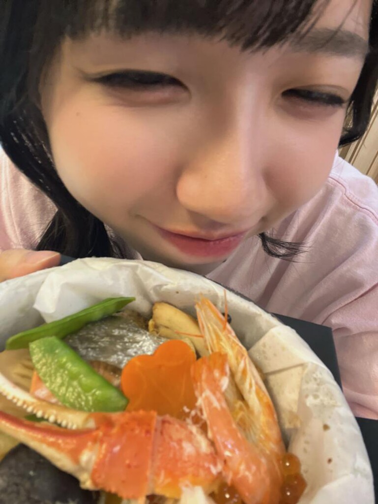 なっちゃんのお部屋🐶🍎【🌈純粋カフェラッテ】｜SHOWROOM(ショールーム)