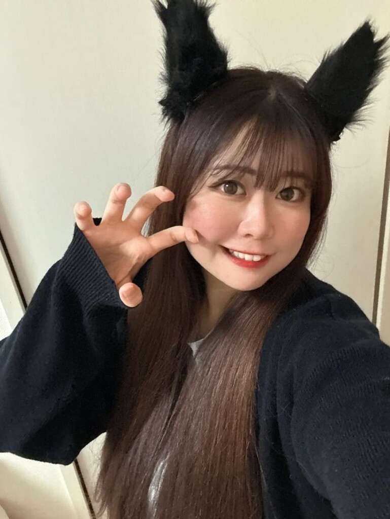 さくちゃん 🌸‎🤍おいでよ！さくちゃんの部屋！‎🤍🍒｜SHOWROOM(ショールーム)