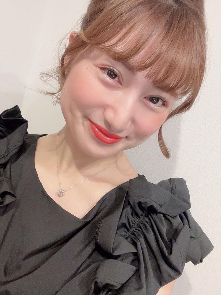 あゆみん🎀🍒｜SHOWROOM(ショールーム)